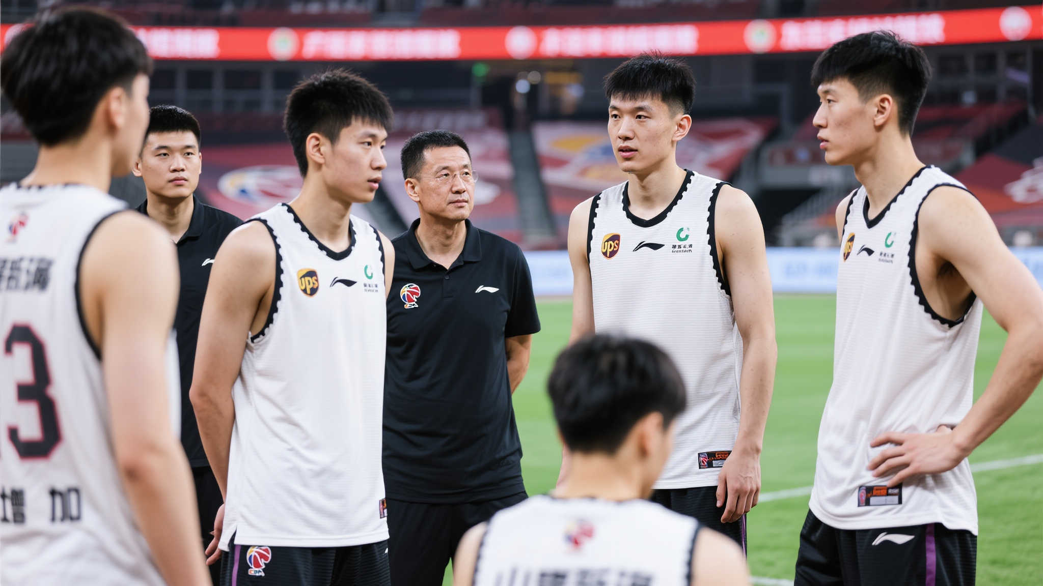 队记：雄鹿提前布局，应对字母哥潜在离队风险！